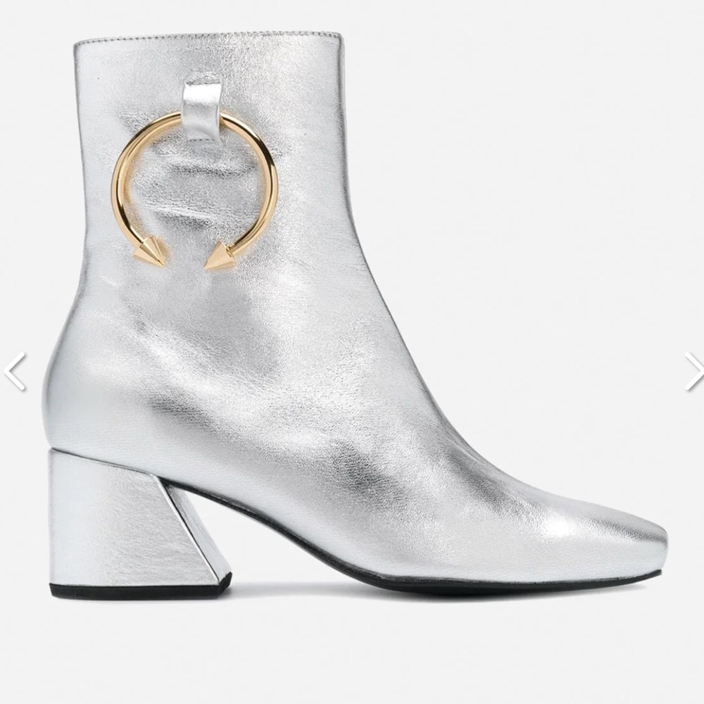 Dorateymur silver booties